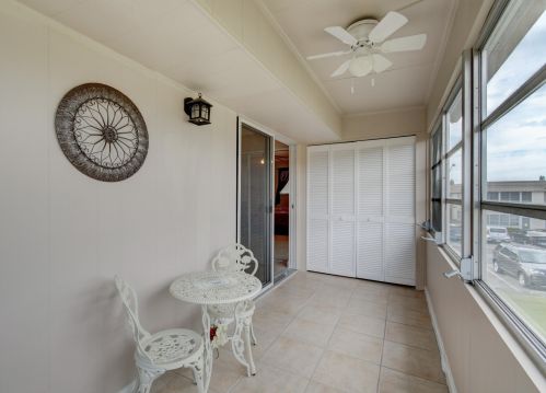 239 Saxony, Delray Beach FL  33446-1842 exterior