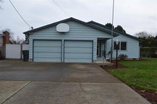 2114 Hollywood Dr, Salem, OR 97305-1837