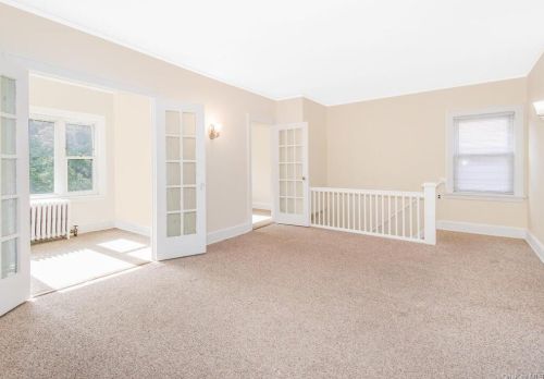 407 Columbus Ave, Mount Vernon NY  10553-1918 exterior