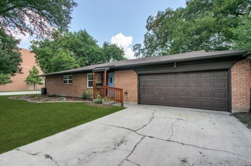 1117 Linden Dr, Denton TX  76201-2720 exterior