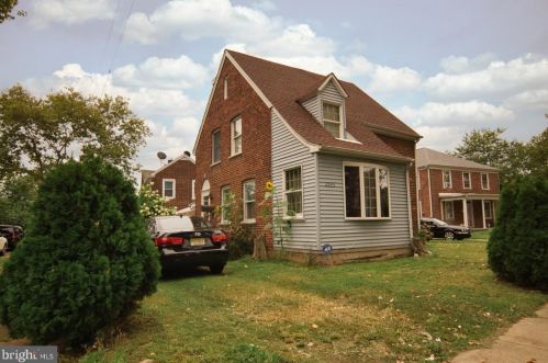 2995 Congress Rd, Camden, NJ 08104-3631