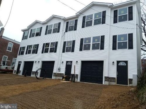 641 Connell St, Wilmington, DE 19805-4353