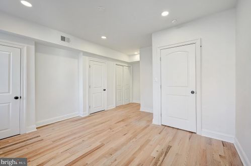 434 Manton St, Philadelphia PA 19146-3811 exterior