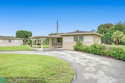 7001 14th St, Hollywood, FL 33023-2015
