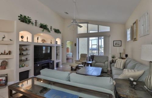 823 Symphony Isles Blvd, Ruskin FL  33572-2743 exterior