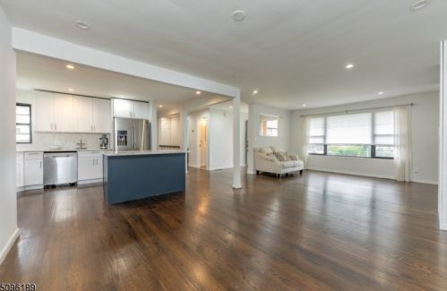 712 Golf Ter, Roselle NJ  07203-2431 exterior