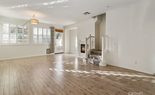 28421 Mirabelle Ln, Santa Clarita CA  91350-3240 exterior
