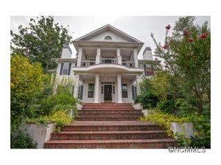 401 Oak Tree Ln, Fletcher, NC 28732-9466