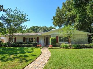 2200 Thunderbird Trl, Maitland, FL 32751-3745