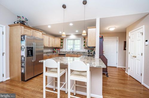 117 Riverside Dr, Bybee VA  22963-2020 exterior