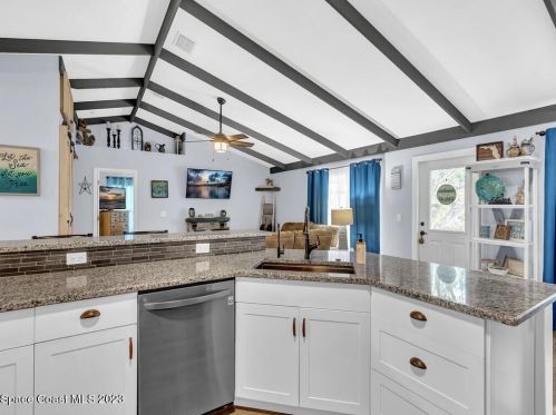 449 Toledo St, Sebastian FL  32958-4373 exterior