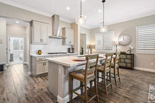 1219 Sephos St, Manteca CA  95337 exterior