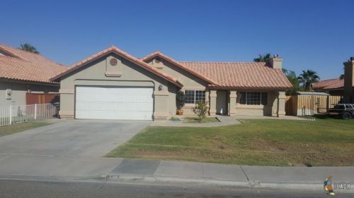 820 Andrade Ave, Calexico, CA 92231-2561
