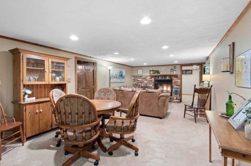 2561 Vicki Ln, Green Bay, WI 54311-5219