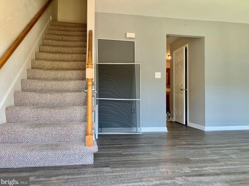 235 Overlook Ct, Fredericksburg, VA 22405-1940