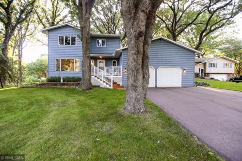 3059 Fairview Ave, Saint Paul, MN 55113-1244