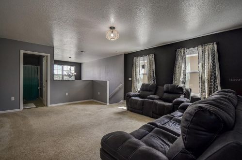 13215 Waterford Castle Dr, Dade City FL  33525-5213 exterior