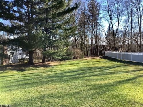 8 Farmstead Ct, Dover NJ  07869-3501 exterior