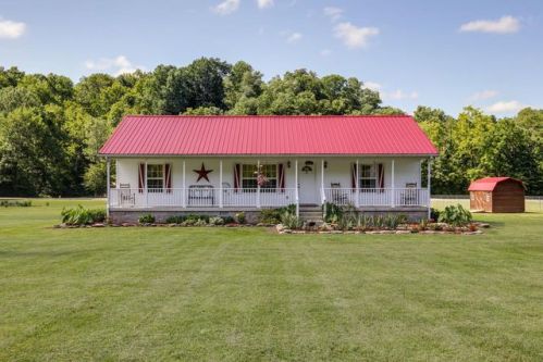 6712 Leipers Crk Rd, Columbia TN  38401-1442 exterior