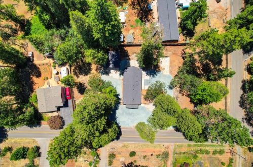 11303 Butler Rd, Grass Valley CA  95945-6918 exterior