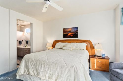 22031 Las Brizas Ln, Sun City AZ 85375-2827 exterior