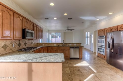9185 Sacred Sky Pl, Tucson, AZ 85743-7517
