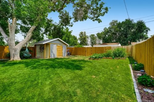 4230 Pearl St, Englewood CO 80113-4741 exterior