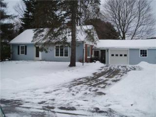 6537 Valley View Ln, Boston, NY 14025-9703