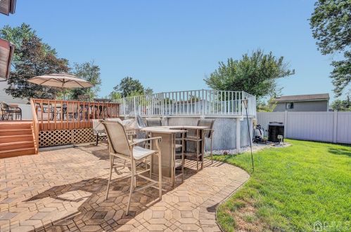 52 Margaret St, Old Bridge NJ  08857-2559 exterior