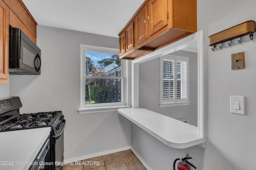 53 Manor Dr, Tinton Falls NJ  07712-2568 exterior