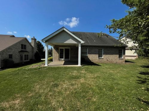 8116 Palomino Dr, Bridgeville PA  15017-1157 exterior