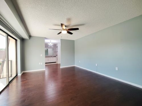 2502 25 Ln, West Palm Beach FL  33418-3572 exterior