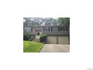 36 Bruce Dr, Huntington CT  06484-4312 exterior