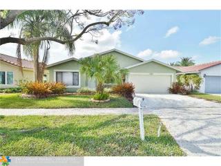 10130 17th Ct, Hollywood, FL