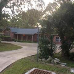 1888 Lake Shore Blvd, Jacksonville FL  32210-1644 exterior