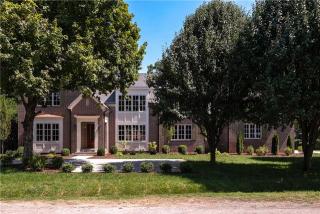 131 Allendale Dr, Nashville, TN 37205-3601