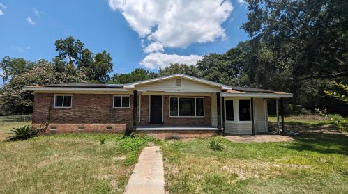 4104 Plant Ave, Milton, FL 32571-1128