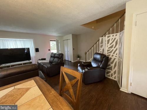 842 Woodcrest Turn, Dover DE  19904-2412 exterior