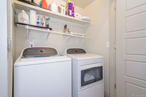 1311 Jackson St, Denver CO 80205-5052 exterior