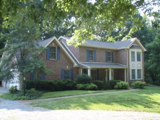 2851 Brothers Rd, Clarksville, TN 37043-5301