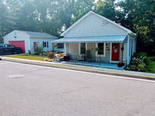 143 4th St, Stonelick, OH 45103-3021