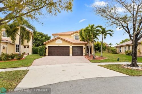 17501 33rd St, Hollywood, FL 33029-2608