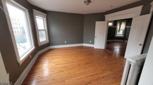95 Burnett St, East Orange NJ  07017-3501 exterior