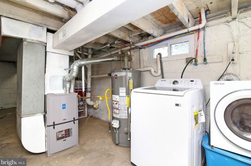 335 Washington St, West Deptford NJ  08066-1083 exterior