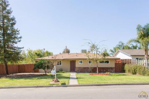3000 Caliente St, Bakersfield, CA 93306-4304