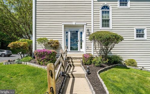 2400 Mallard Ln, Downingtown, PA 19335-4552