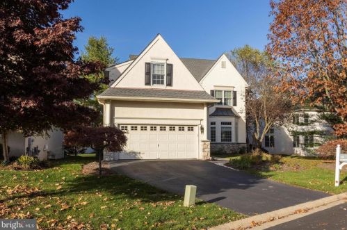 19 Ridgeview Rd, Newtown Square, PA 19073-3003
