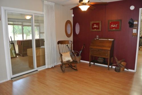 194 La Paloma Dr, Lodi CA  95240-0711 exterior