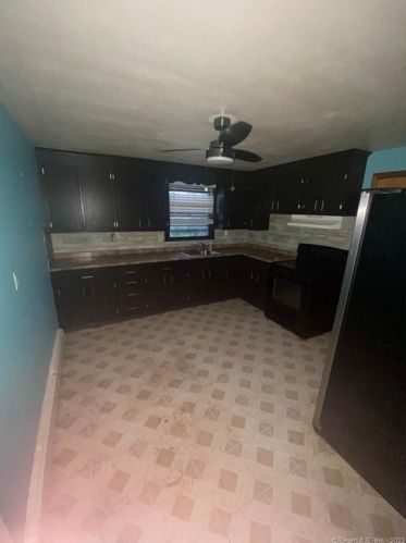 123 Summerfield Ave, Bridgeport, CT 06610-2928