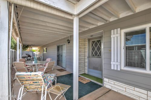 25403 Wyoming Ave, Chandler, AZ 85248-6460